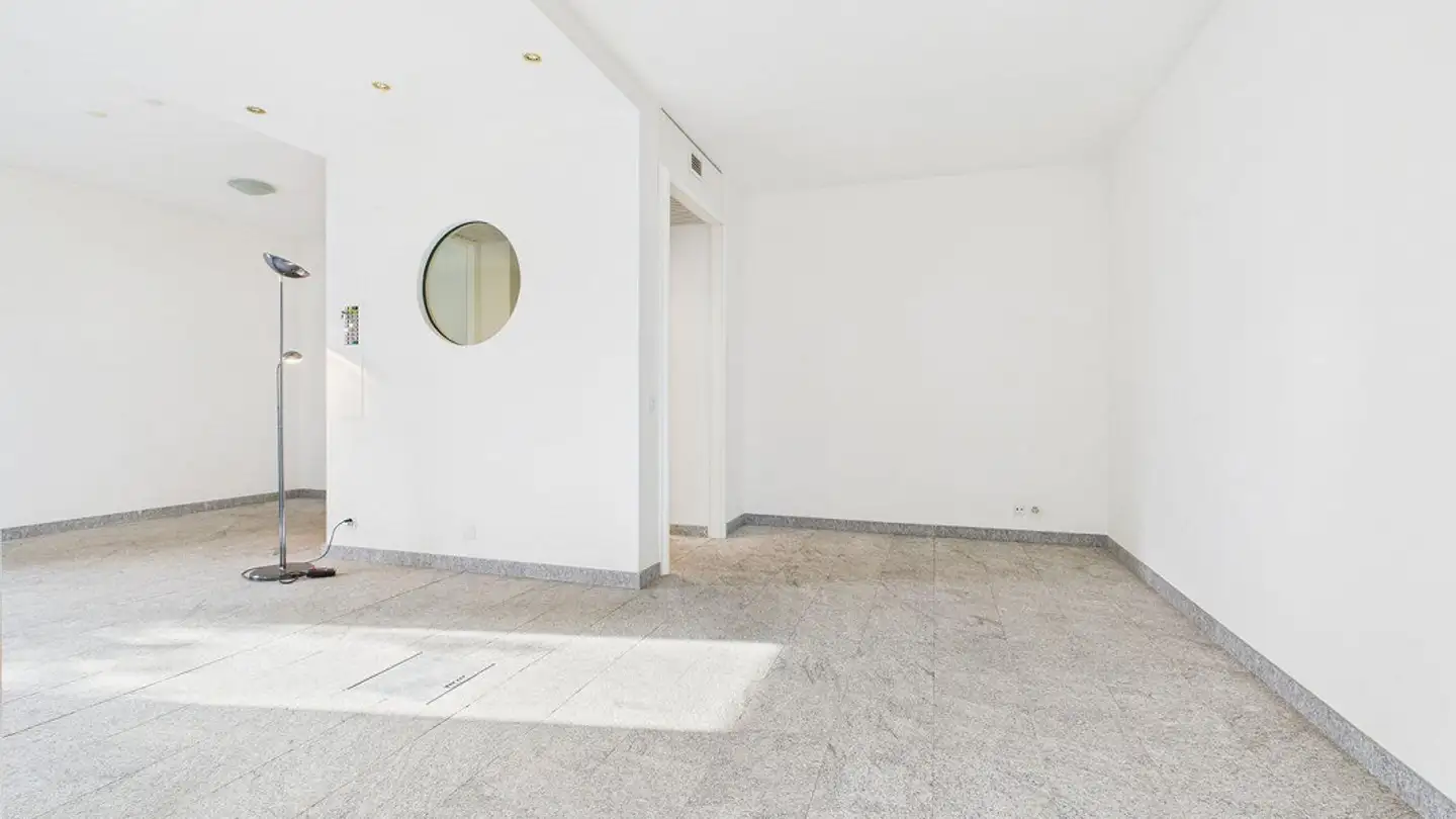 Office space for sale - 6927 Agra - Photo 4