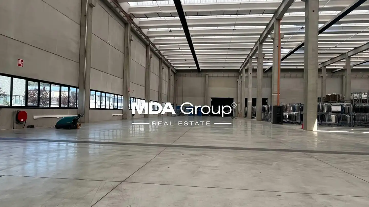 Espace de stockage à louer - Via Gaggiolo, 6855 Stabio - Photo 2