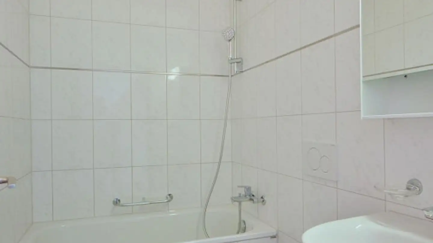 Villa for rent - Kleinhüningerstrasse 87, 4057 Basel - Photo 4