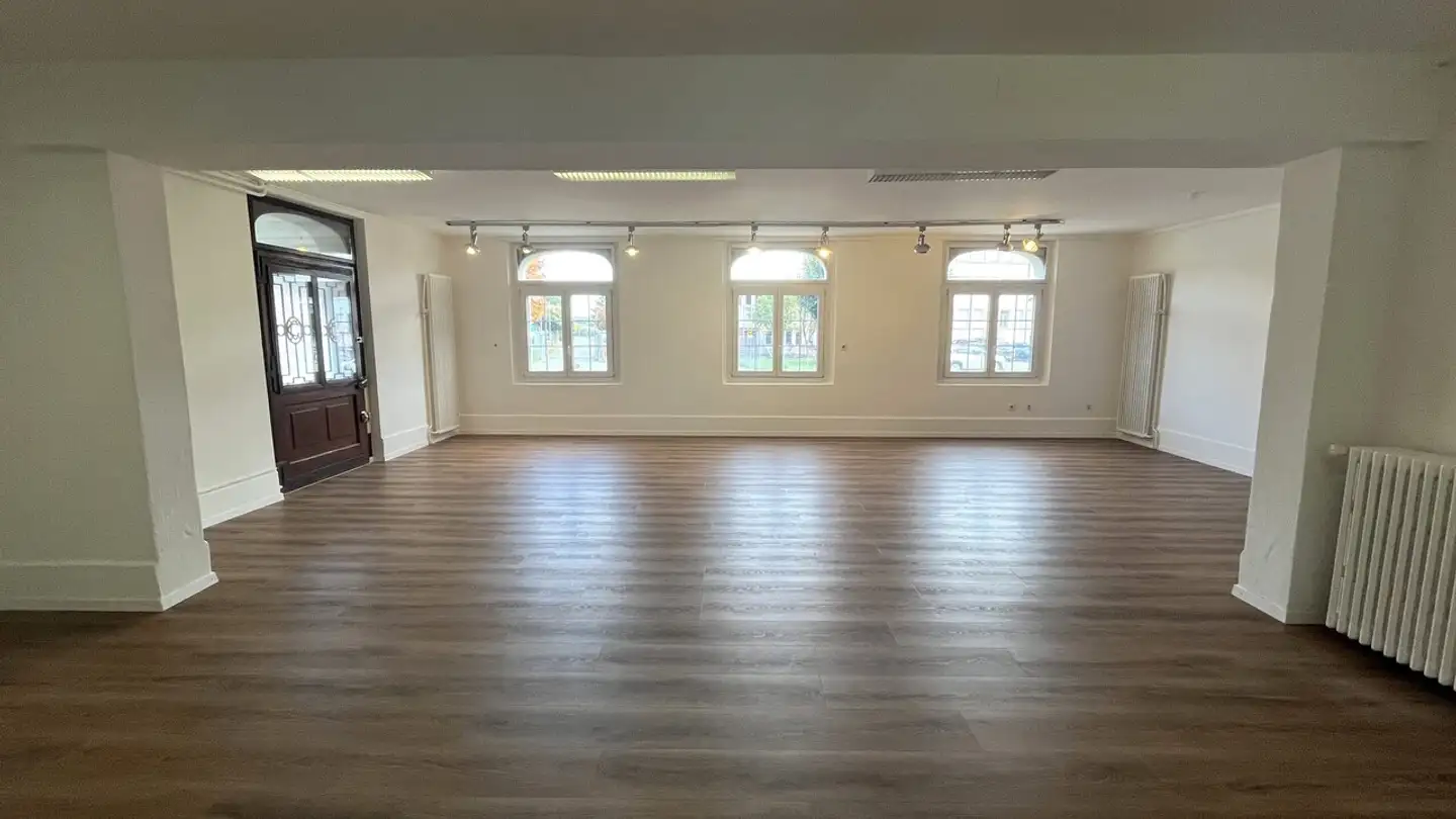 Commercial for rent - Route De Grandcour 37, 1530 Payerne - Photo 2