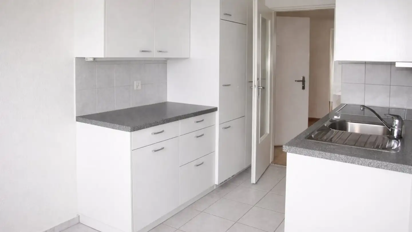 Attique à louer - Schlossstrasse, 4133 Pratteln - Photo 4