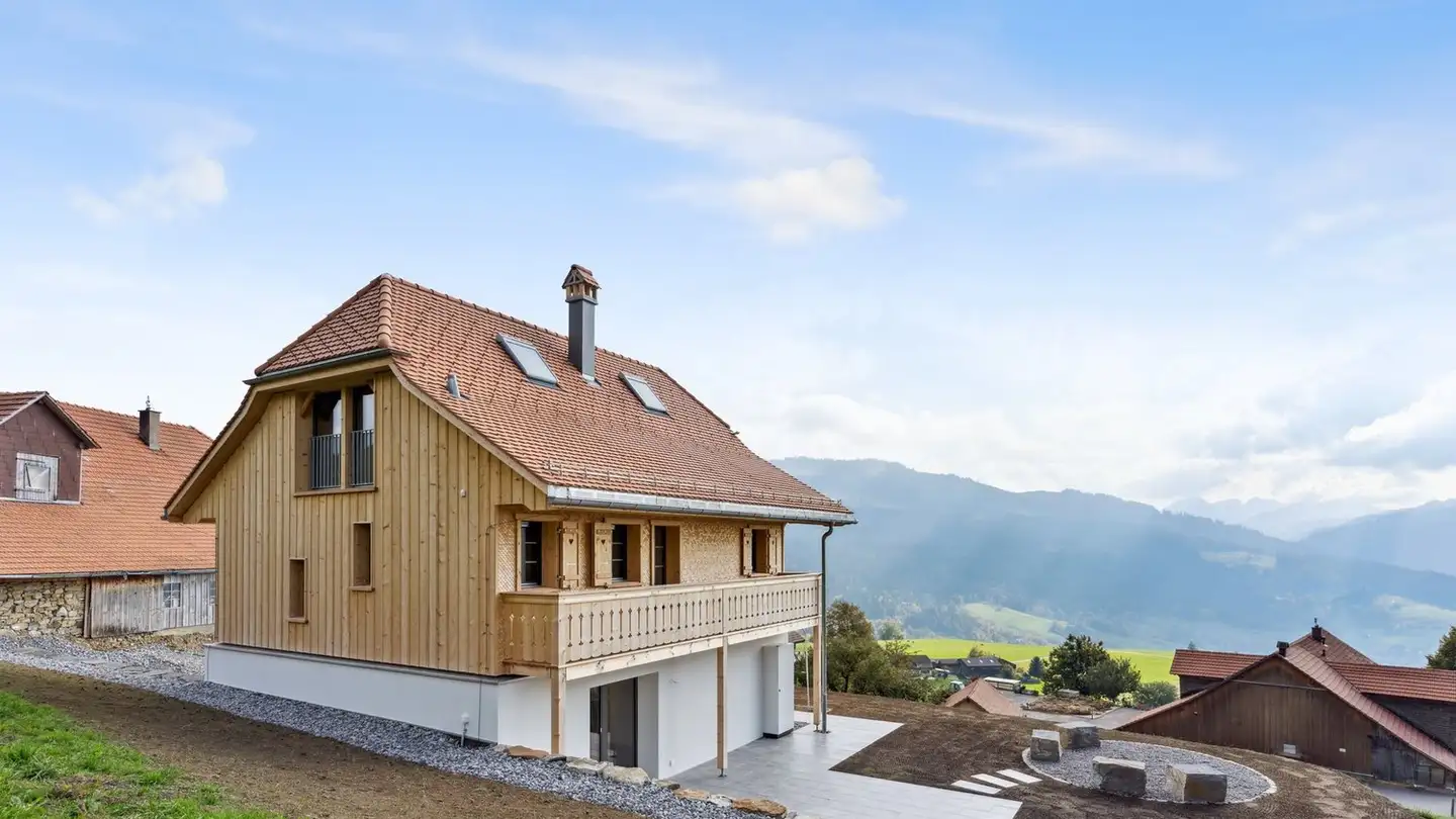 Appartement à louer - Giebel 61a, 3156 Riffenmatt