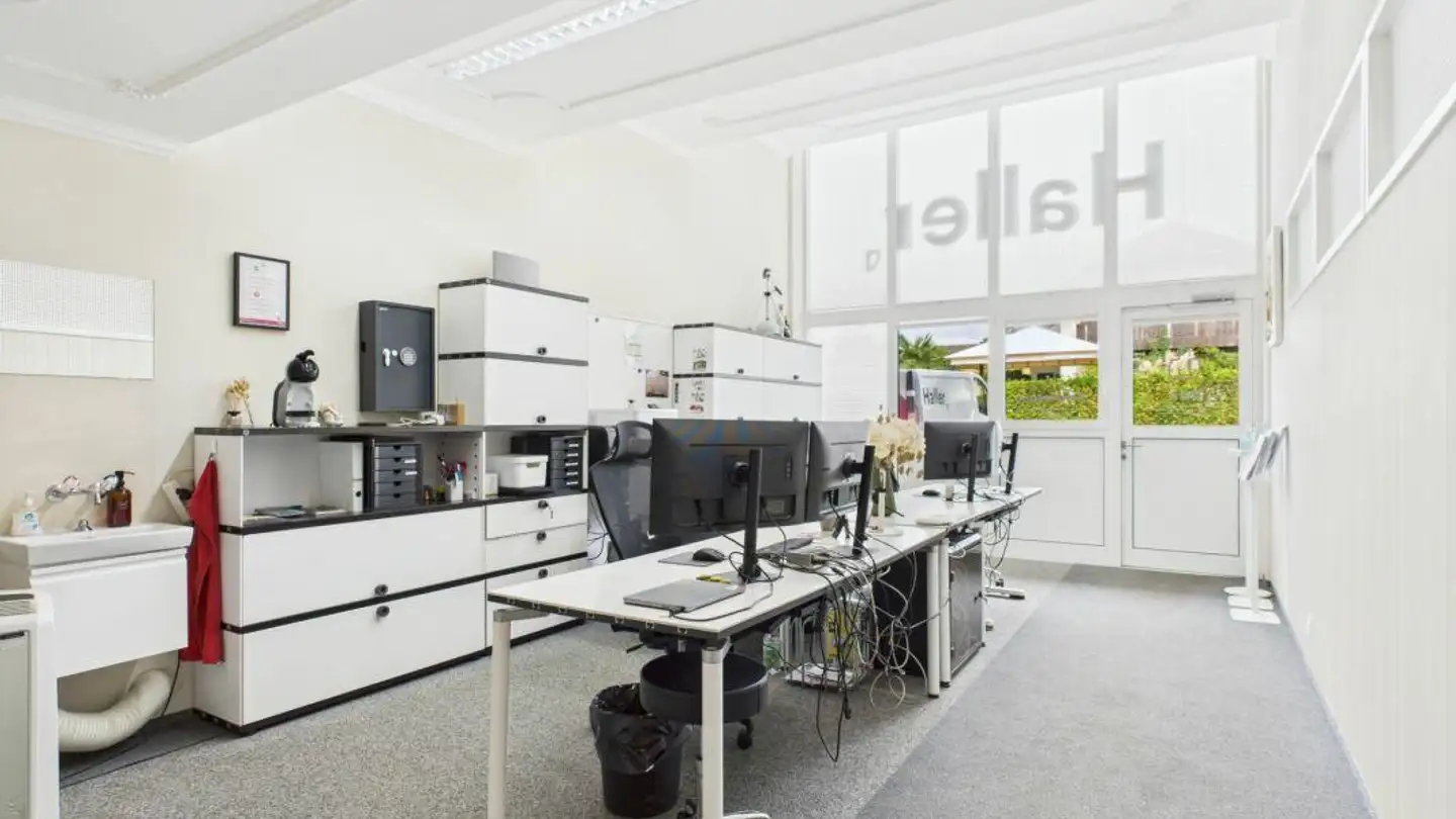 Edificio ad uso misto in vendita - Käppeliacher 4, 6287 Aesch LU - Photo 2