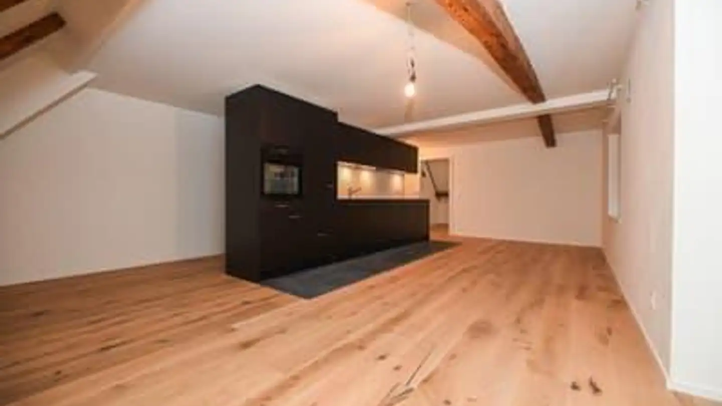 Attique à louer - Oberdorfstrasse 11, 8117 Fällanden - Photo 3