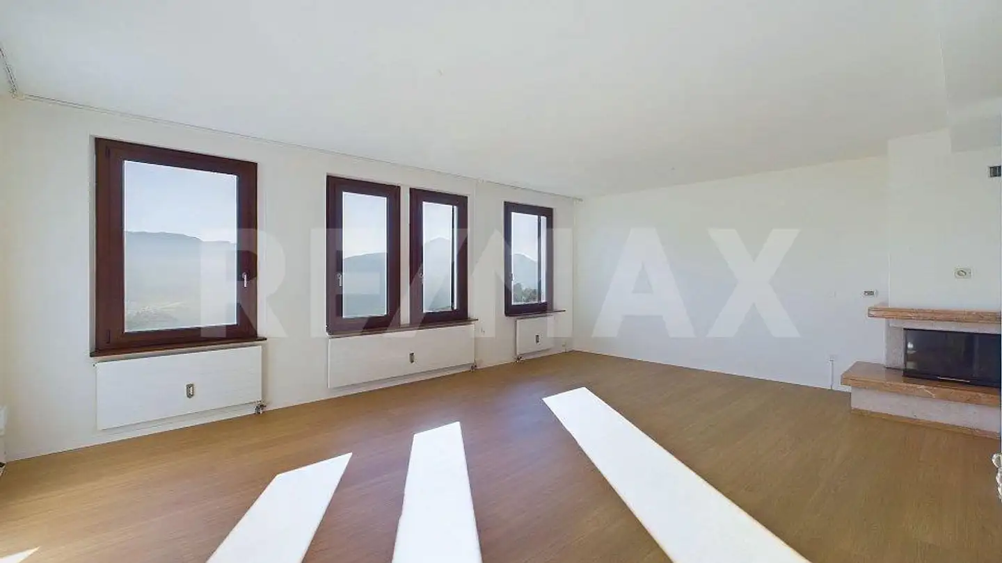 Apartment for sale - 6914 Carona