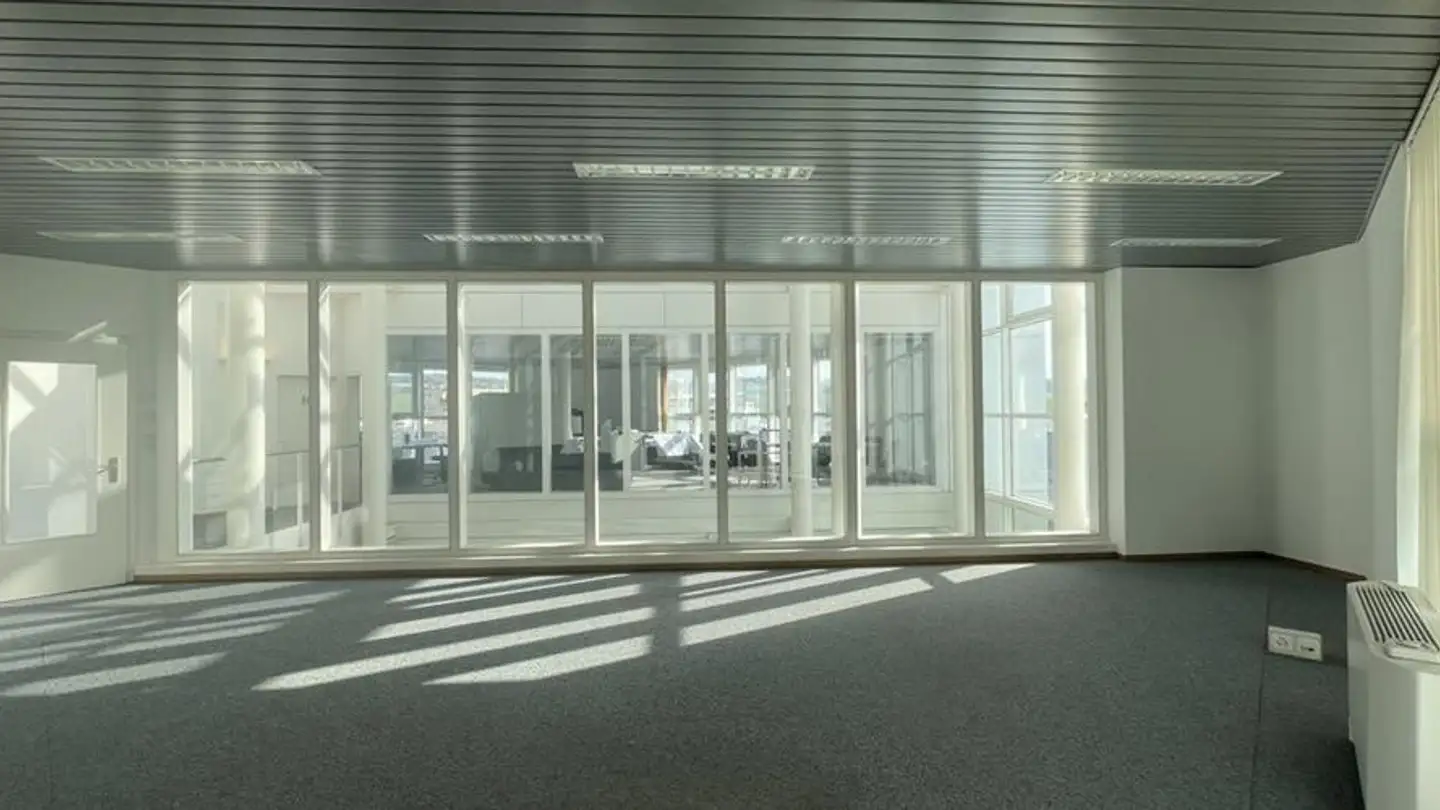 Spazio ufficio in affitto - Route Des Barges 2, 1680 Romont FR