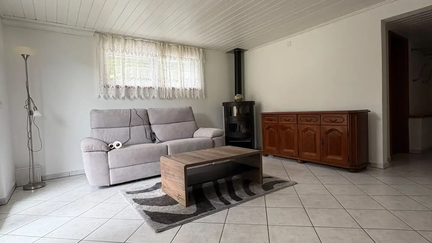 Wohnung mieten - San Fedee, 6535 Roveredo GR - Foto 2