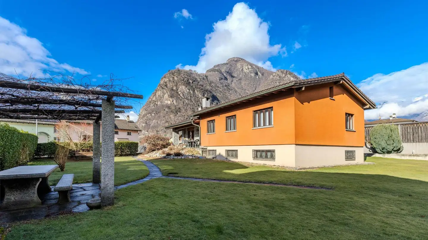 Single house for sale - 6710 Biasca