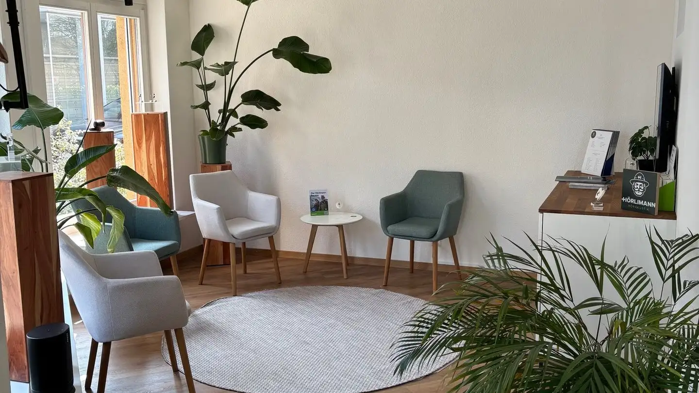 Commerciale in affitto - Eichengasse 1, 6331 Hünenberg