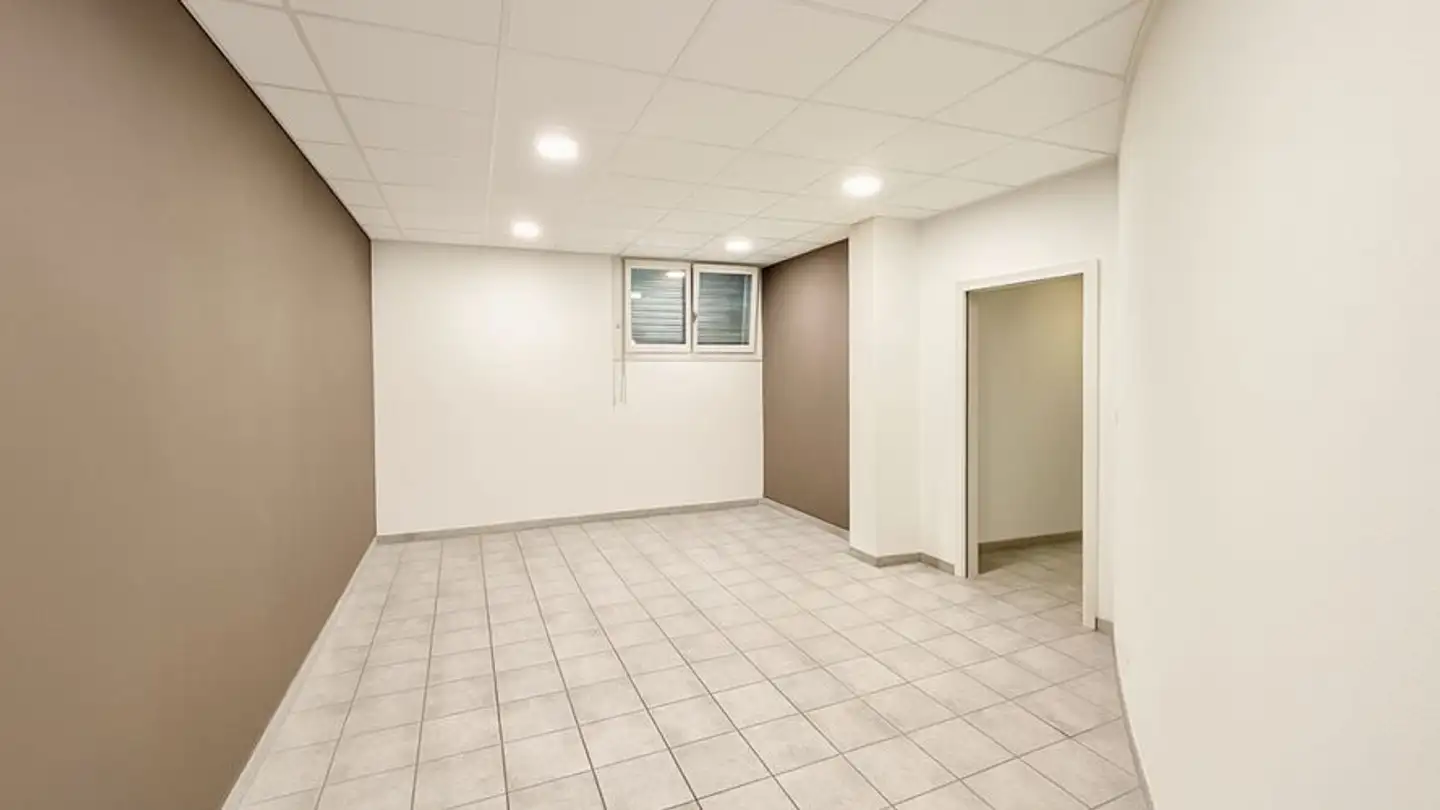 Shop for rent - Avenue De Montchoisi, 1006 Lausanne - Photo 2