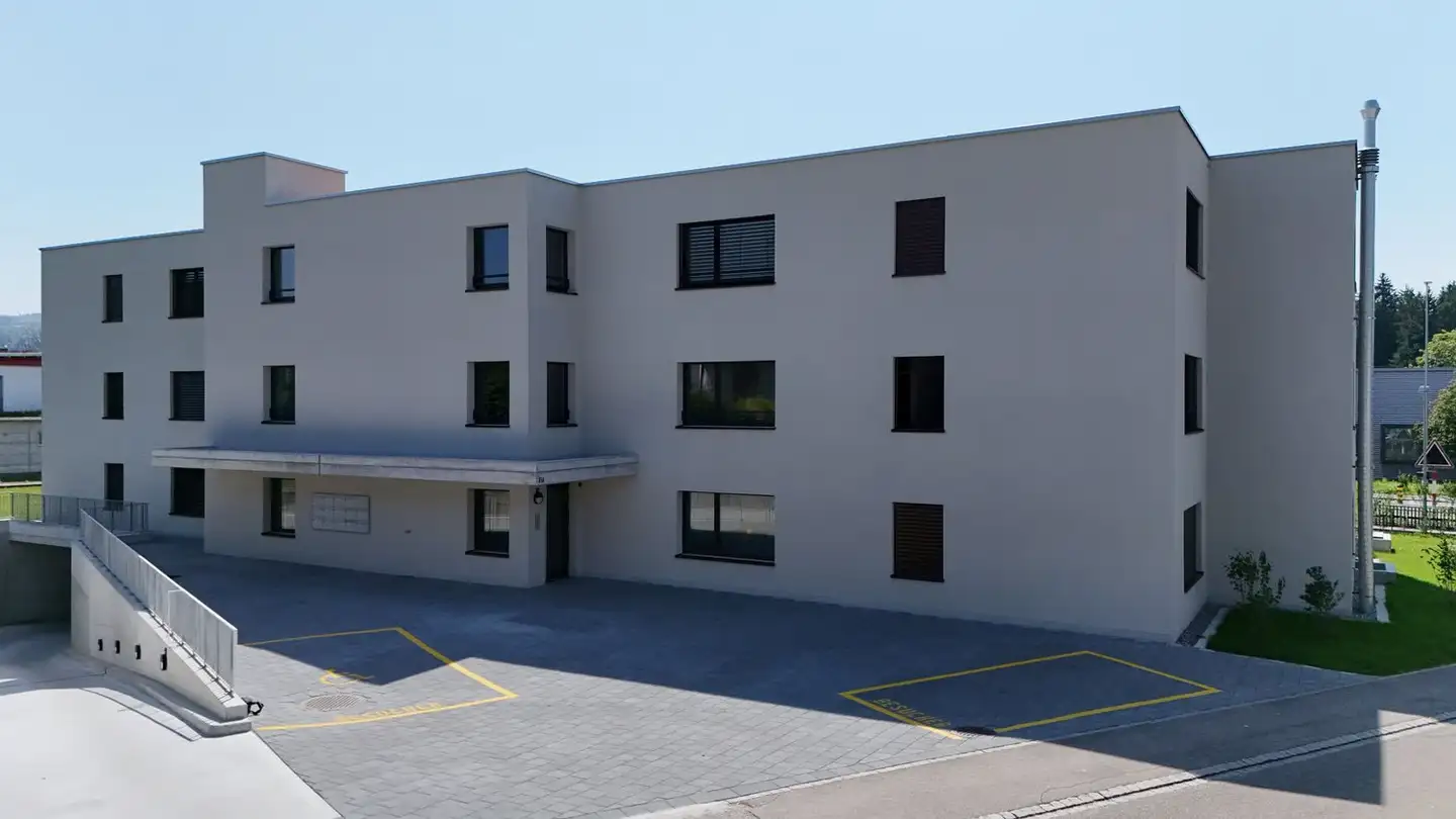 Überdachter Parkplatz mieten - Froheggstrasse 27, 9545 Wängi