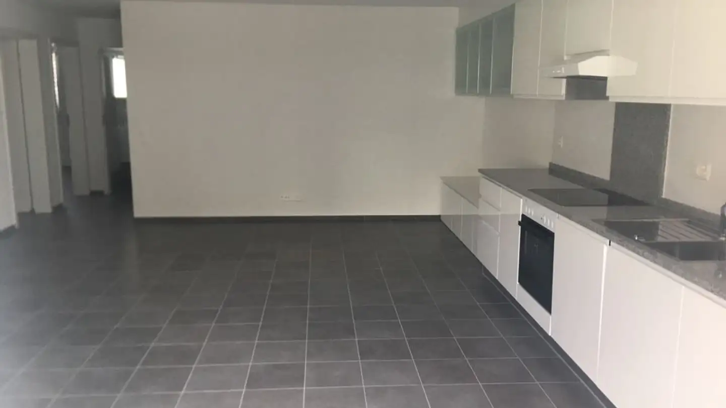 Wohnung mieten - Via V. Castelnuovo, 6710 Biasca - Foto 4