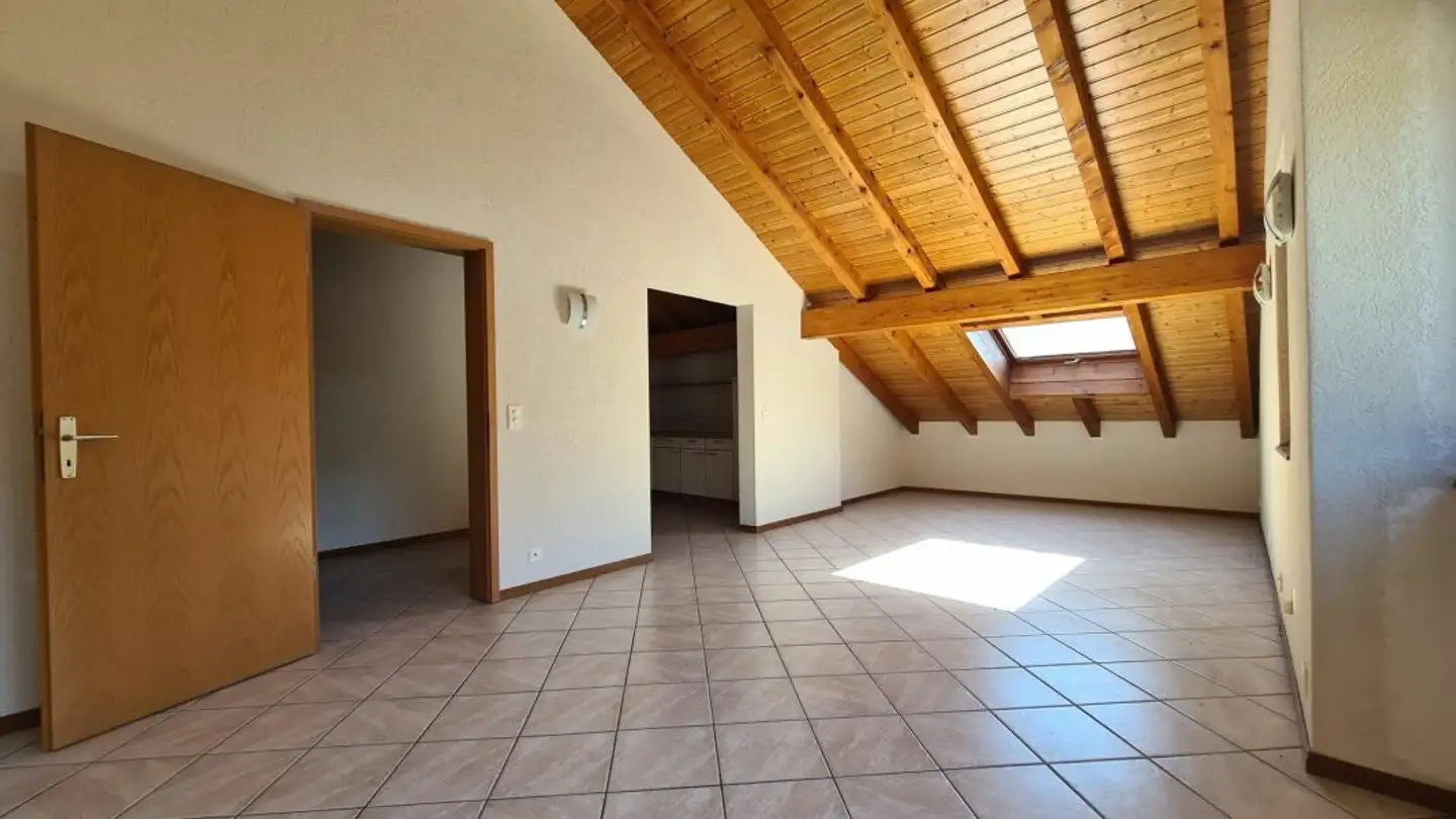 Apartment for rent - Rue Du Castel, 1450 Le Château-de-Ste-Croix - Photo 2