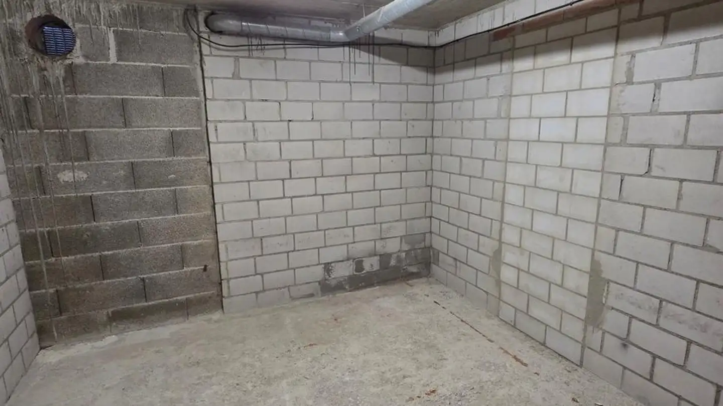 Commercial à louer - Rue De La Ribe 2a, 2854 Bassecourt