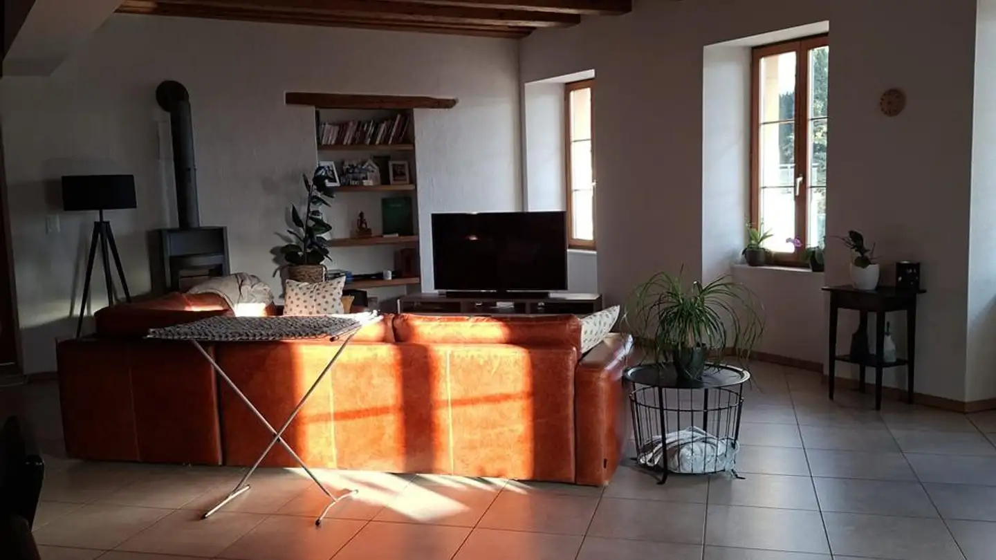 Appartamento in affitto - Rue De La Poste 7, 2024 St-Aubin-Sauges - Foto 3