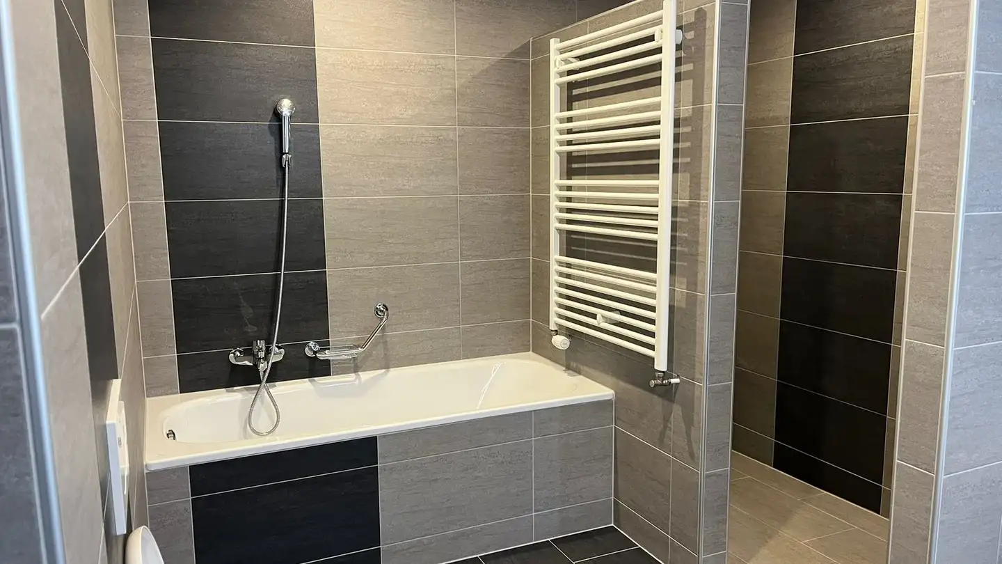 Appartement à louer - Rue De La Golatte 2, 2738 Court - Photo 4