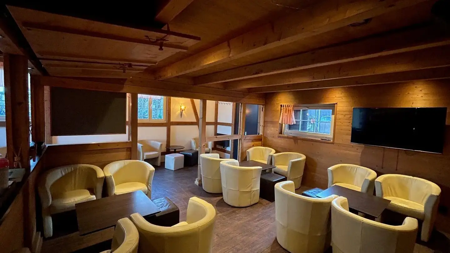 Bar for rent - Burgauerstrasse 1613, 9230 Flawil - Photo 3