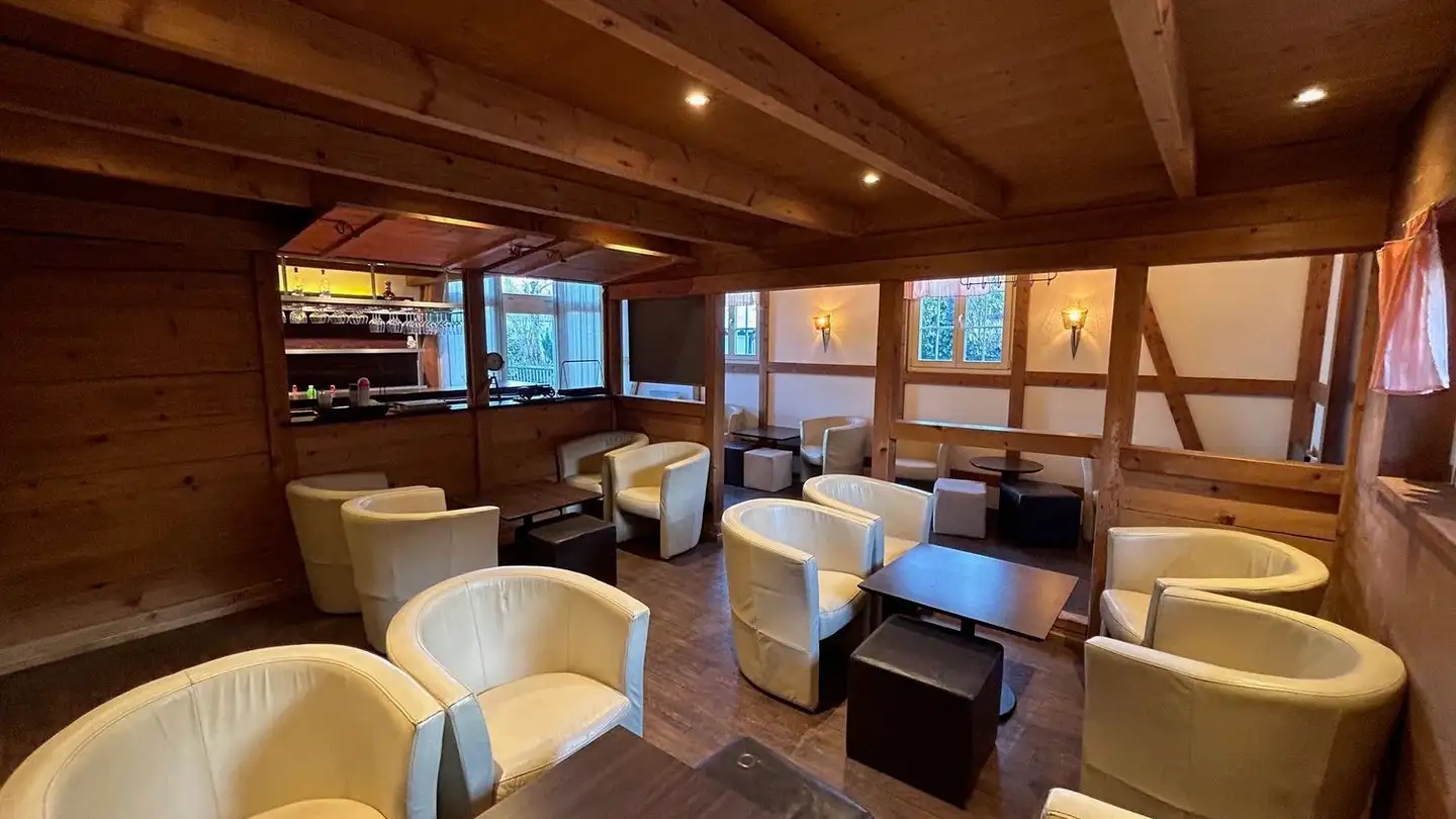 Bar for rent - Burgauerstrasse 1613, 9230 Flawil - Photo 4