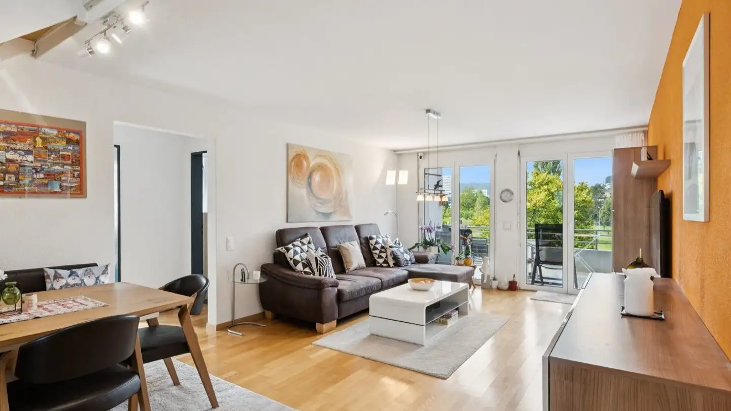 Attico in vendita - Waldburgstrasse 9, 9244 Niederuzwil