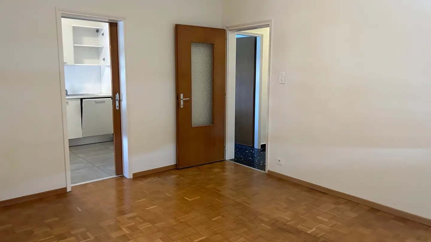 Apartment for rent - Via Pier Francesco Mola 4, 6500 Bellinzona - Photo 3