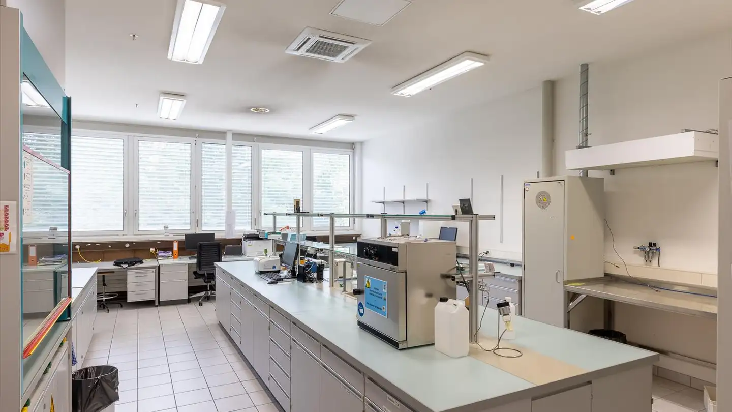 Labor mieten - Avenue De Riond-Bosson 8, 1110 Morges