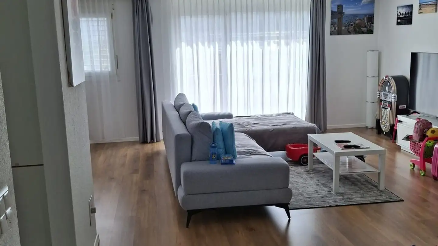 Wohnung mieten - Eichstrasse 36, 8107 Buchs ZH - Foto 2