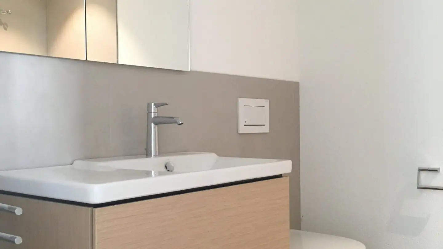 Dachgeschosswohnung mieten - Dorfstrasse 6b, 6404 Greppen - Foto 4