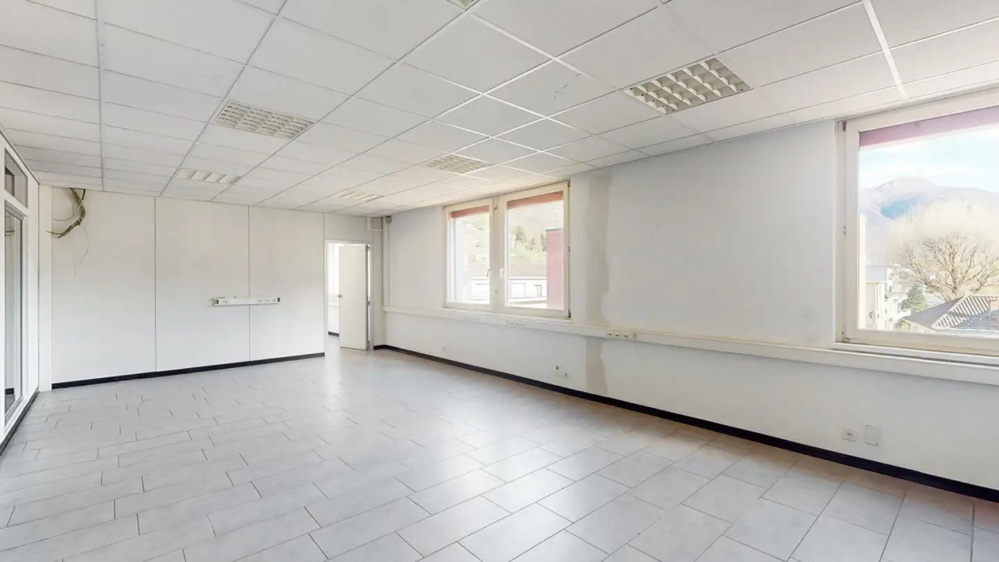 Spazio ufficio in affitto - Via Cantonale 24, 6802 Rivera - Foto 2