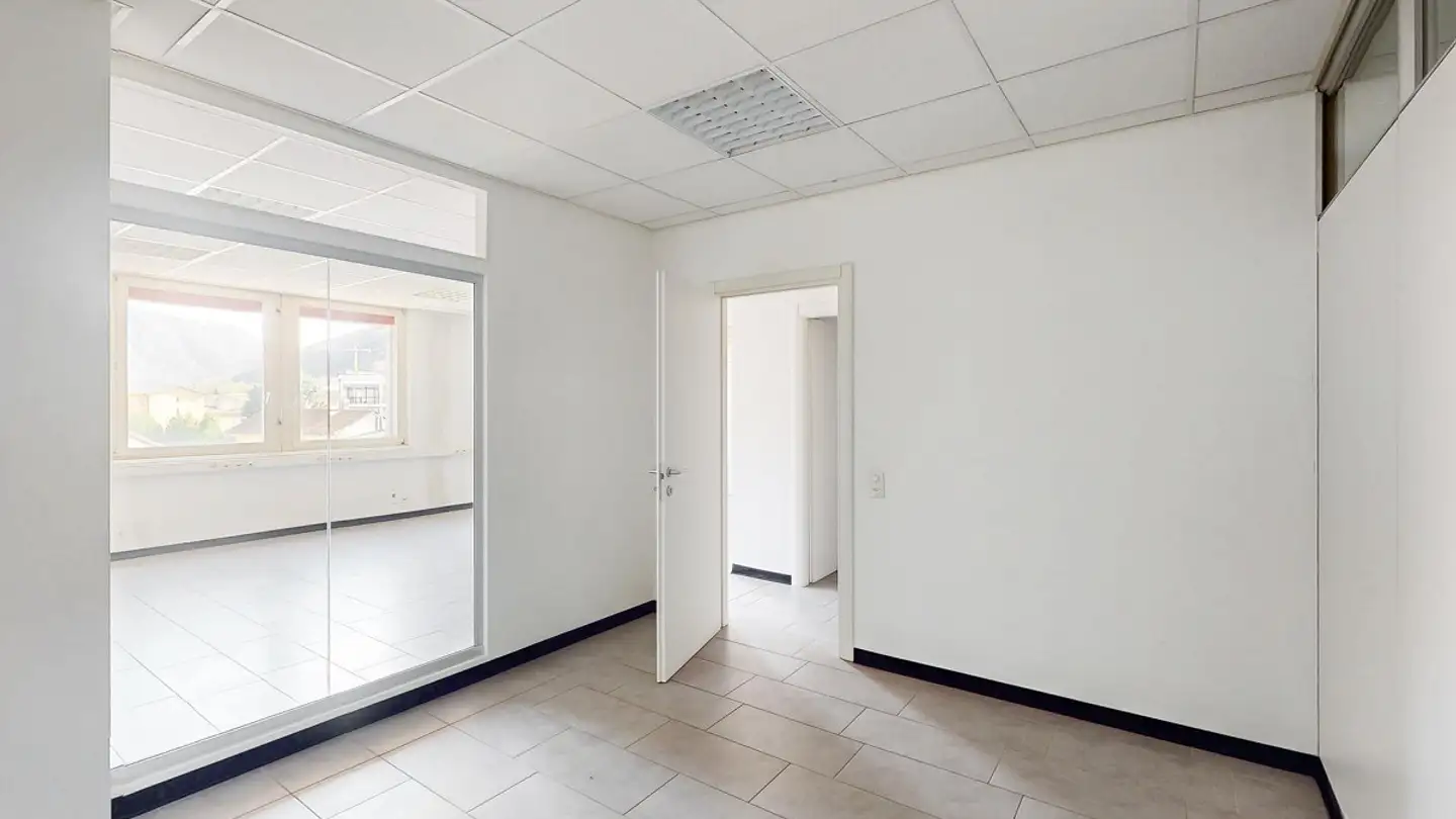 Spazio ufficio in affitto - Via Cantonale 24, 6802 Rivera - Foto 3