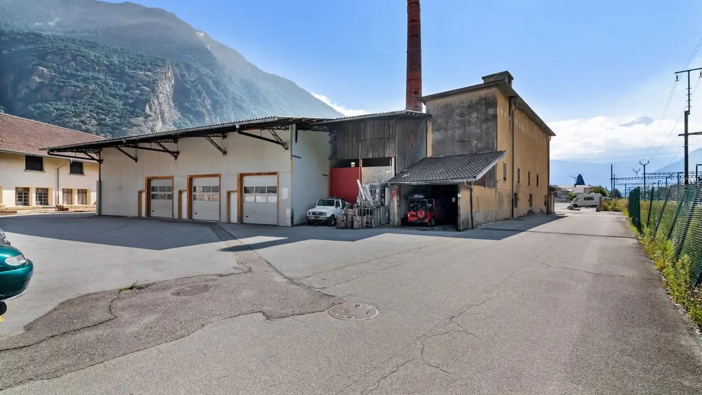 Commerciale in affitto - Rue De La Grande Charrière 38, 1904 Vernayaz