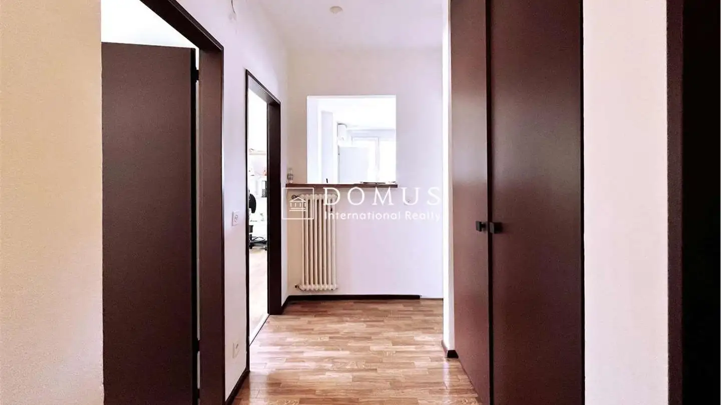 Bureau à louer - Via Maestri Comacini 7, 6830 Chiasso