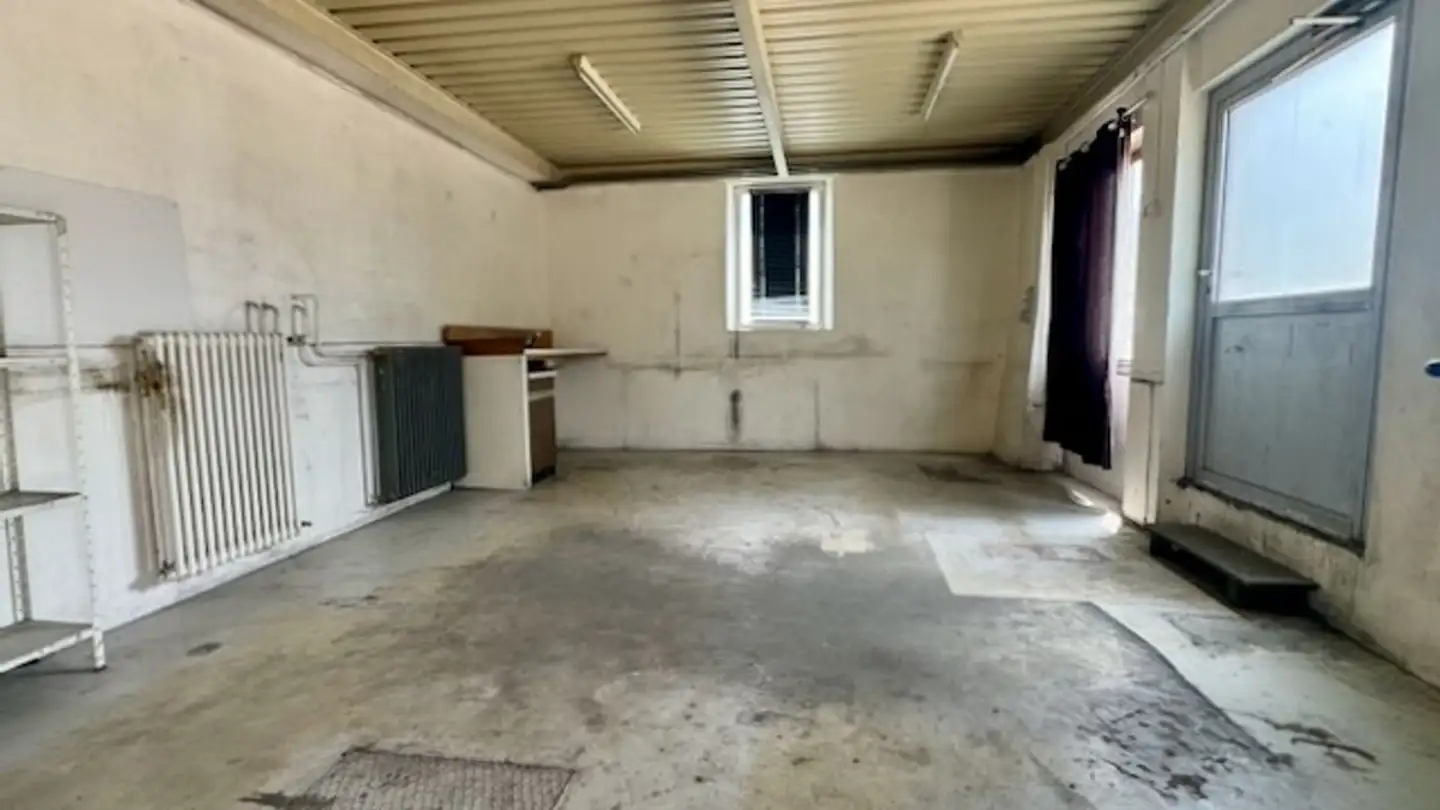 Factory for rent - Rue Pierre-Dubied, 2108 Couvet - Photo 3