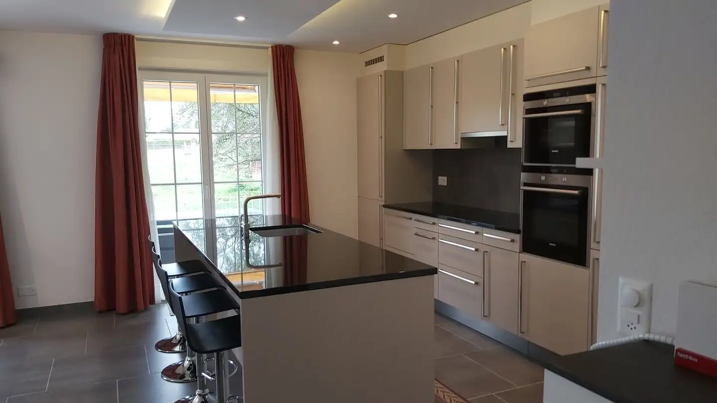 Apartment for rent - 1038 Bercher