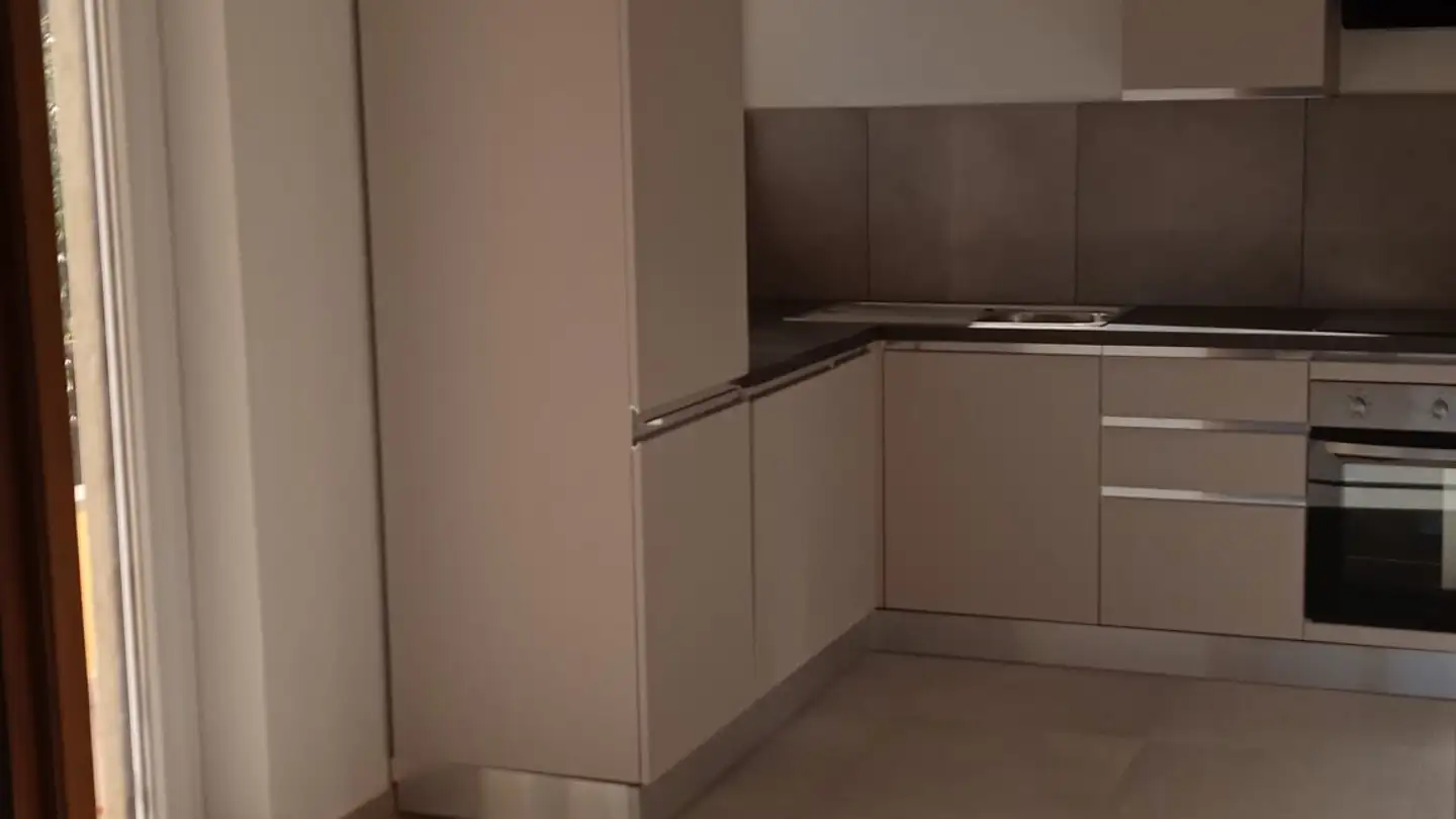 Appartement à louer - Via Ai Grotti 12, 6865 Tremona - Photo 2