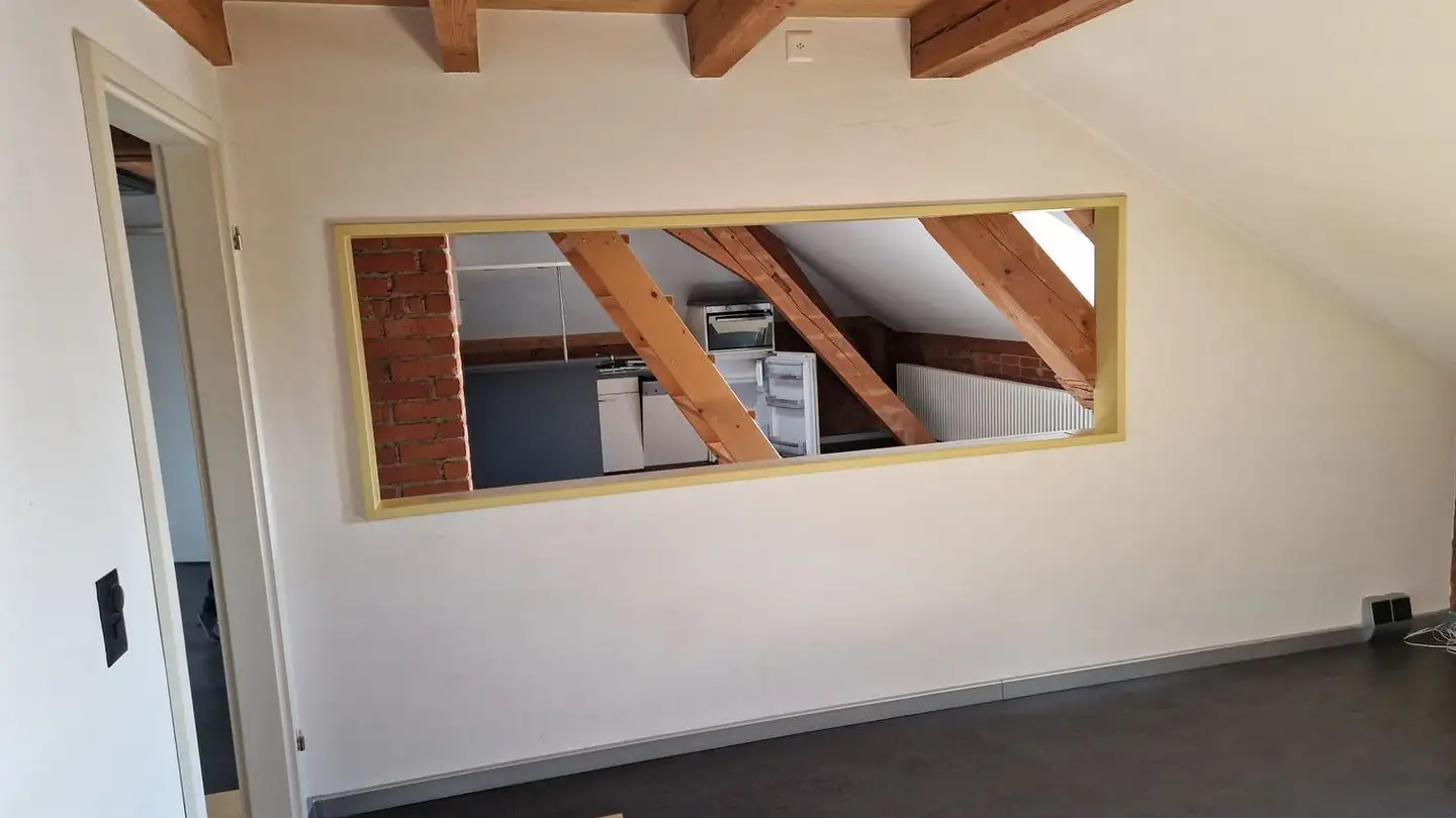 Dachgeschosswohnung mieten - Oberdorfstrasse 2, 4934 Madiswil - Foto 4