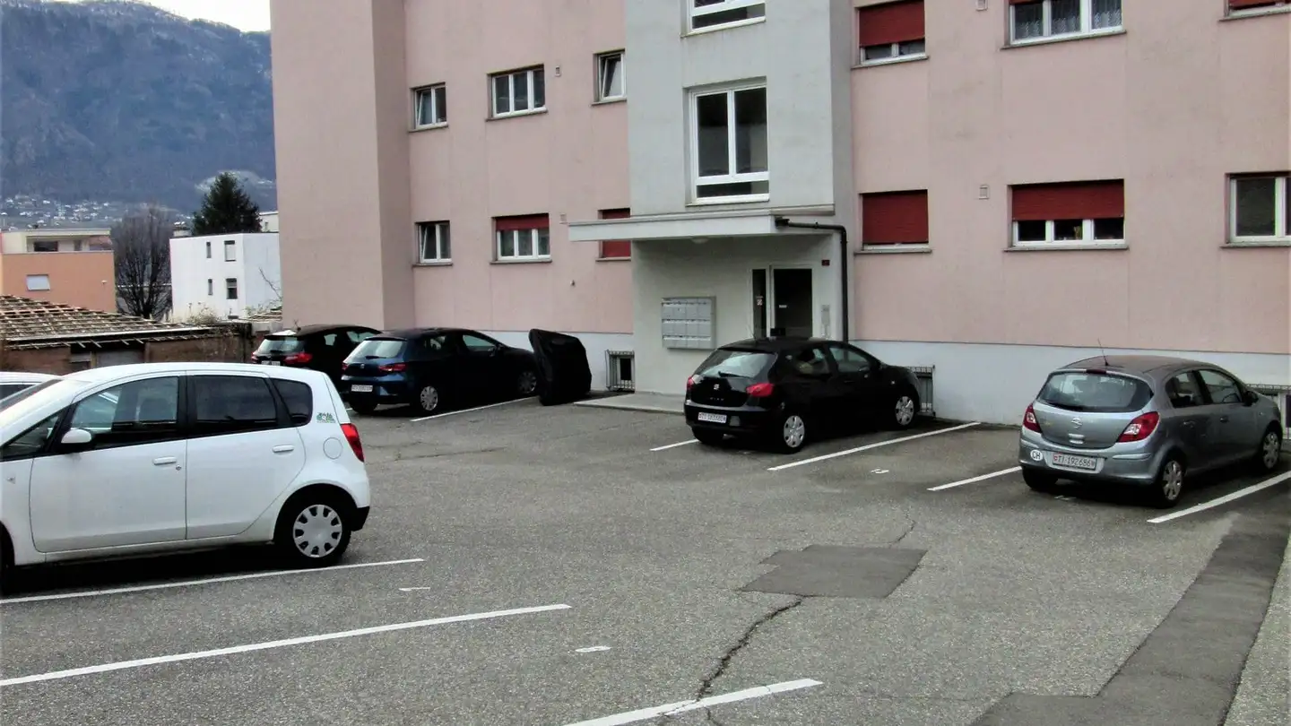 Parkplatz im Freien mieten - Via Alle Scuole 8, 6514 Sementina