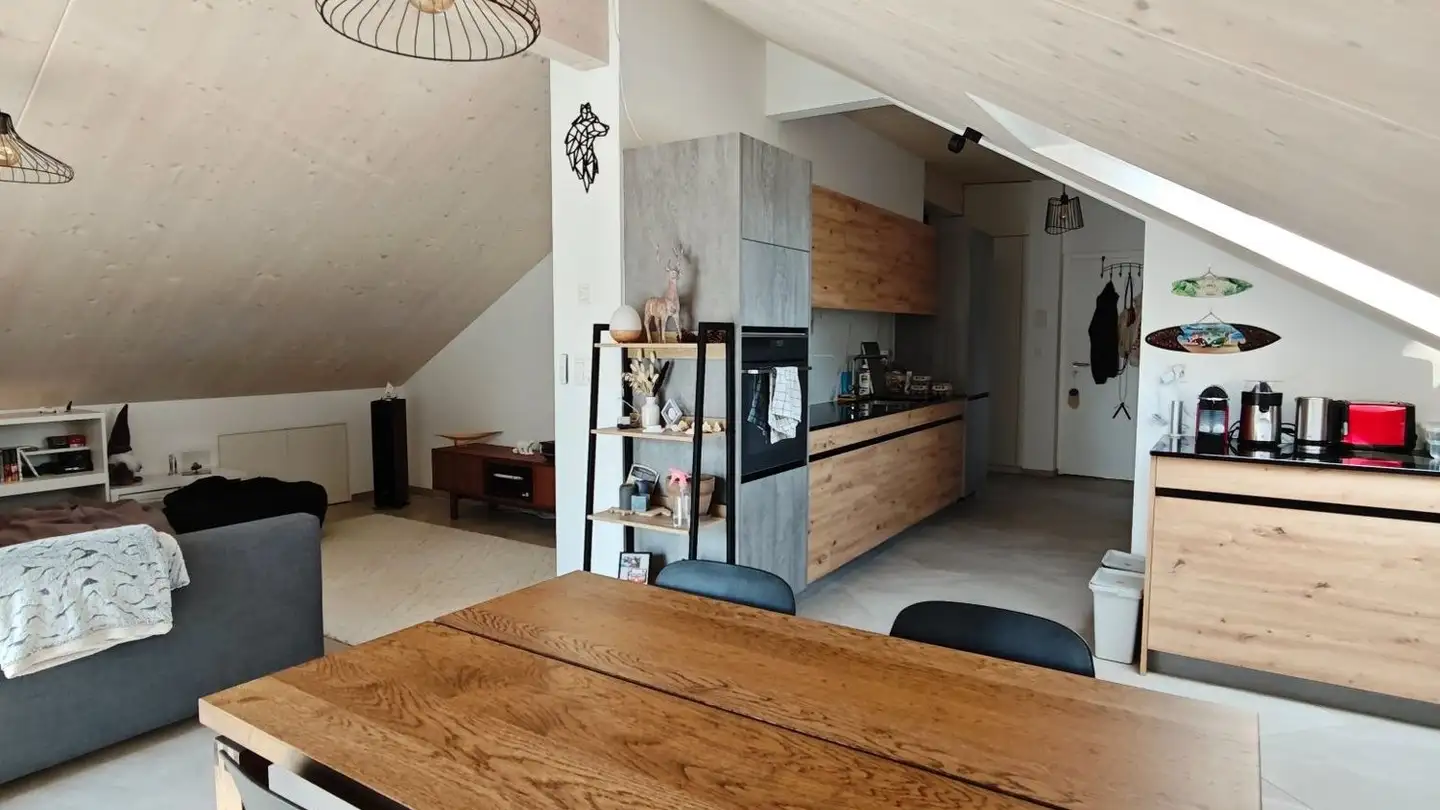 Appartement à louer - 1417 Epautheyres