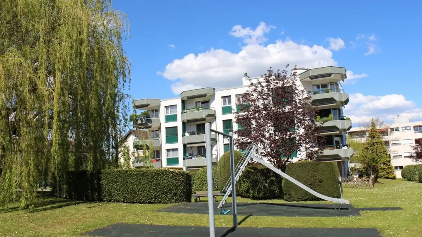 Place de parking extérieure à louer - Chemin Des Vergers 11, 1162 St-Prex