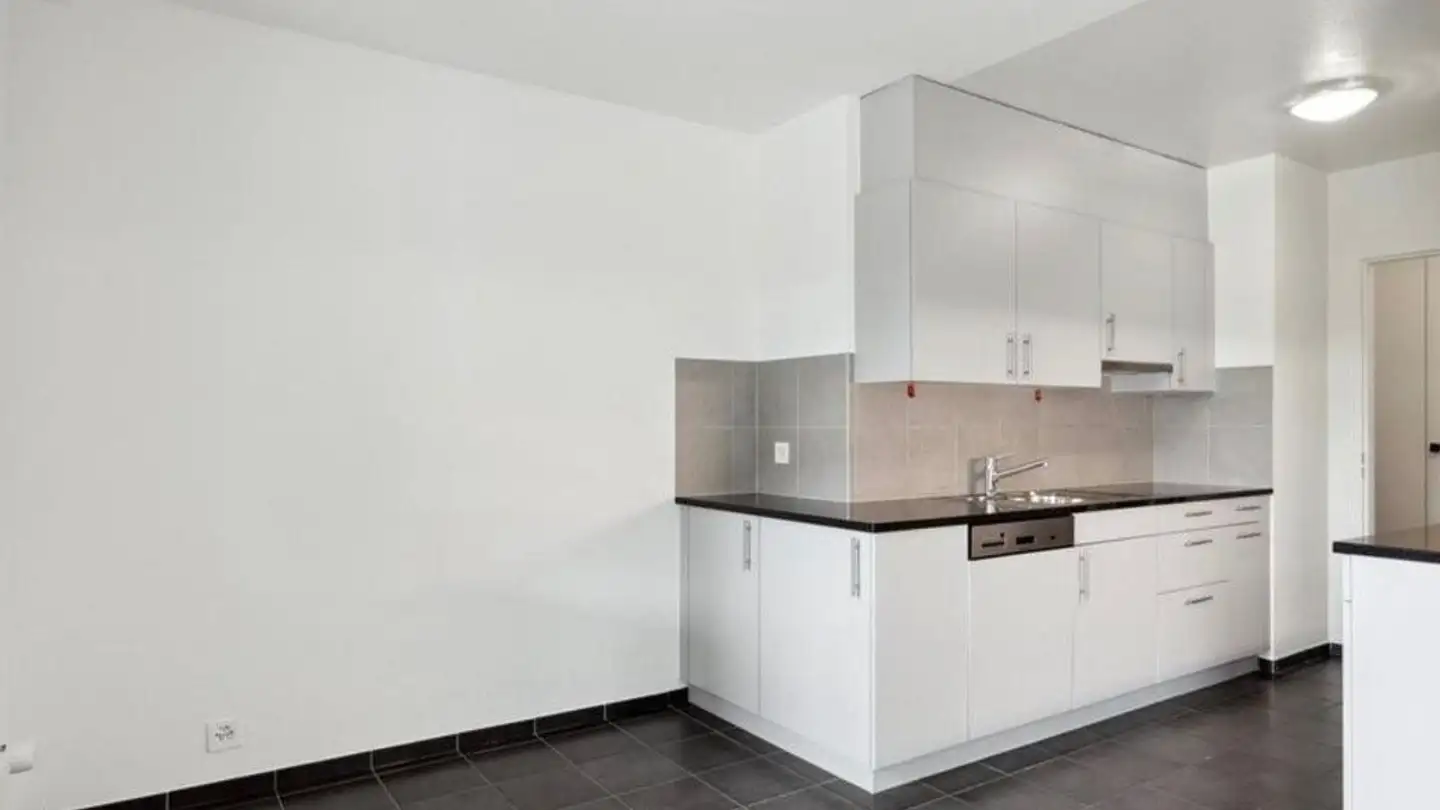 Appartement à louer - Avenue Pierre-De-Savoie 66, 1400 Yverdon-les-Bains - Photo 2