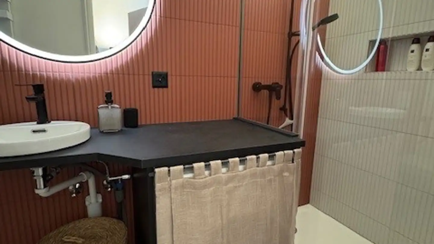 Furnished apartment for rent - Rue Des Moulins, 2000 Neuchâtel - Photo 4