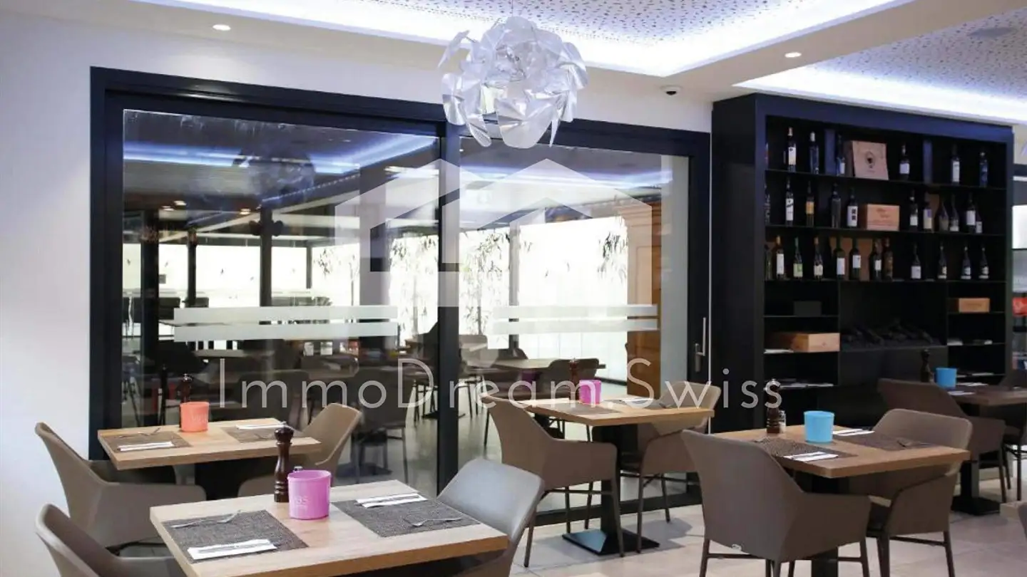 Hotel in vendita - Via Bartolomeo Varenna 31, 6600 Locarno - Foto 2