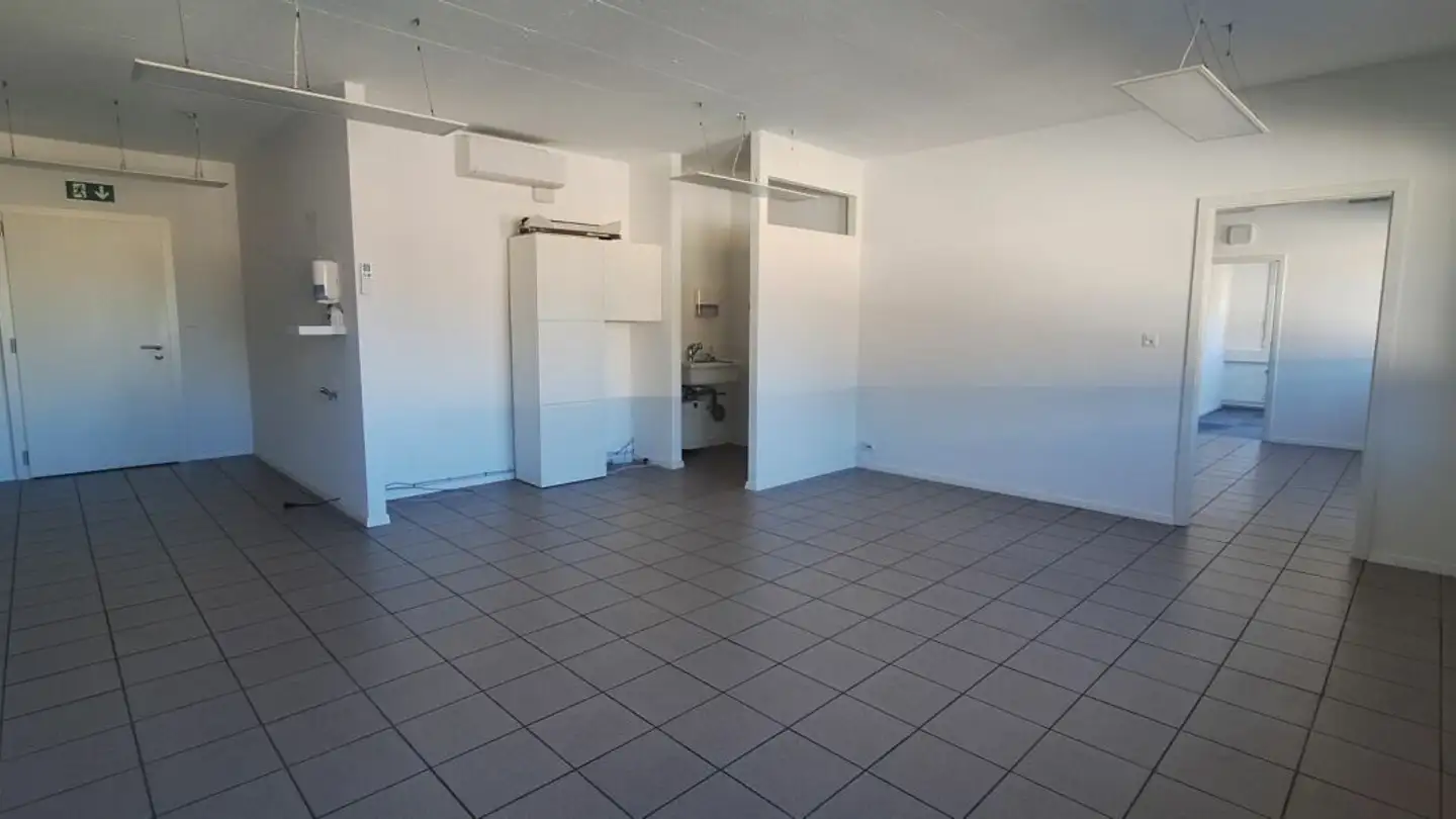 Gewerbe mieten - Rue De La Blancherie 61, 1950 Sion - Foto 2