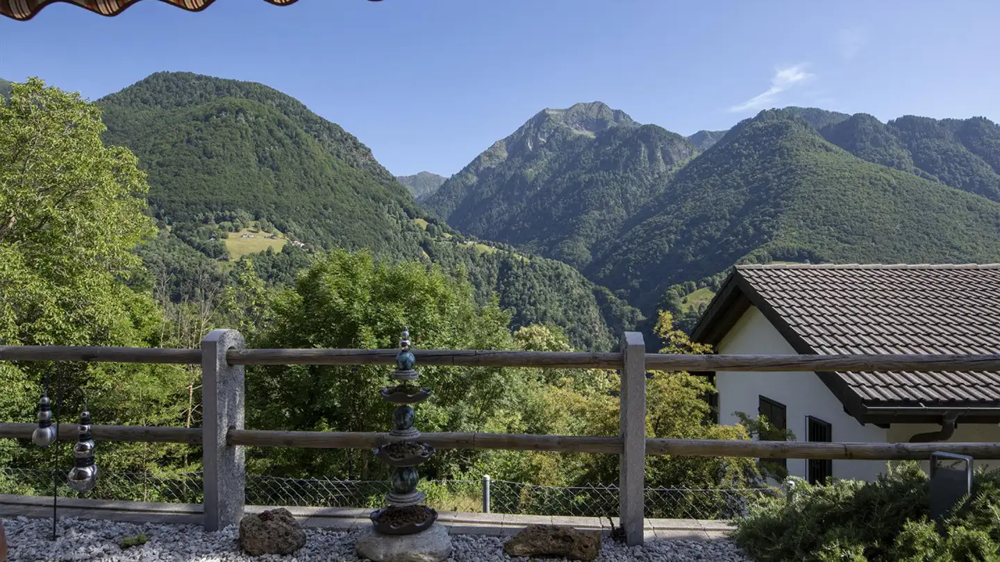 Semi-detached house for sale - Via Carmena 36, 6583 S. Antonio (Val Morobbia)