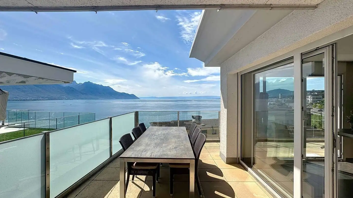 Penthouse for sale - 1820 Montreux