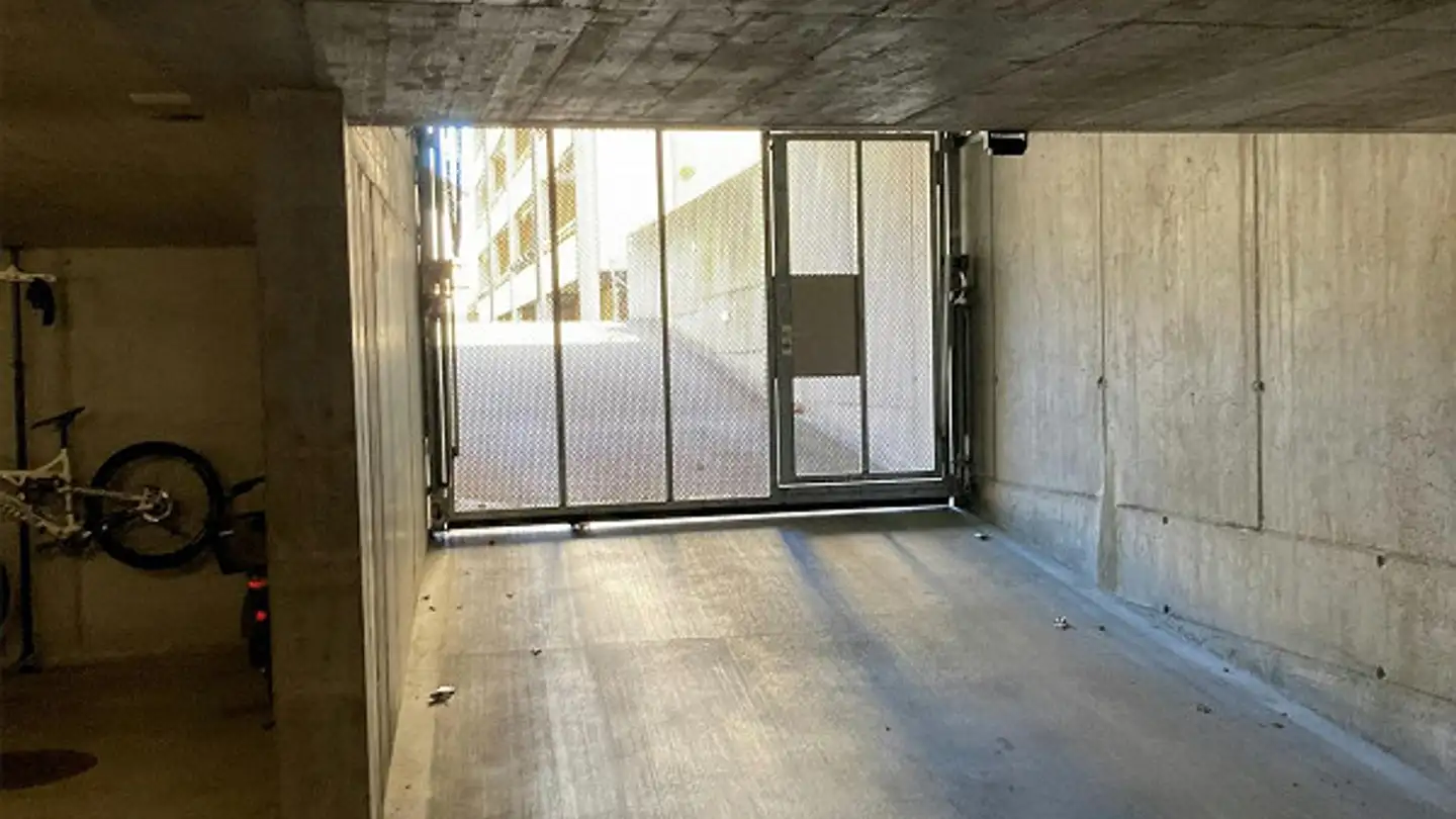 Tiefgaragenstellplatz mieten - Wiesentalstrasse 54, 7000 Chur - Foto 3