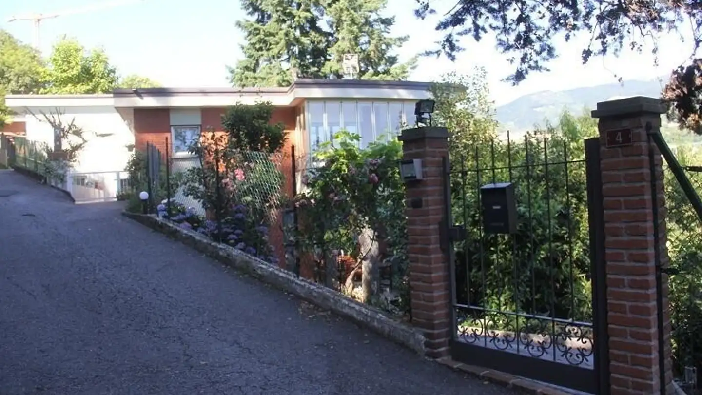 Wohnung kaufen - 6953 Lugaggia