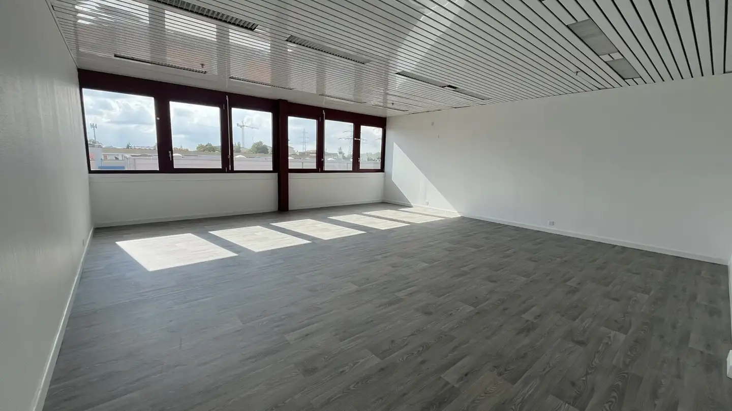 Spazio ufficio in affitto - En Budron A, 1052 Le Mont-sur-Lausanne - Photo 2