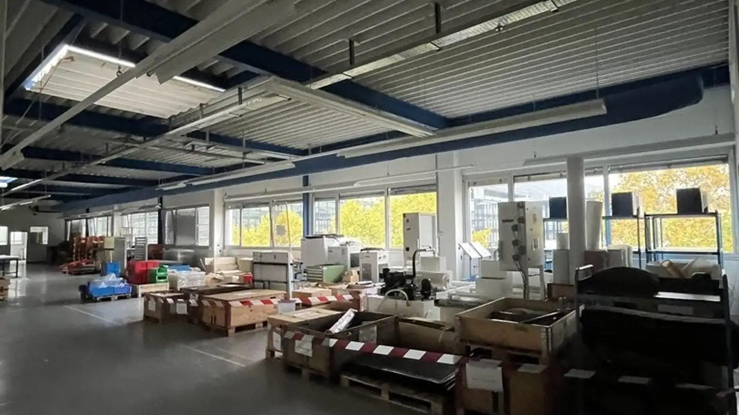 Commercial for rent - Rue De Longeau / Lengnaustrasse 10, 2504 Biel/Bienne