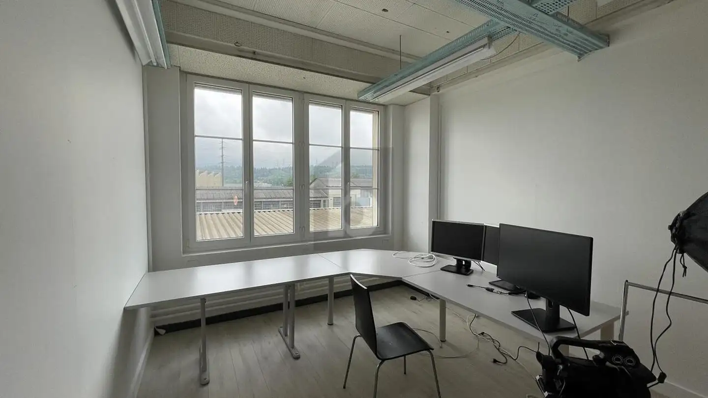 Bureau à louer - 4658 Däniken SO