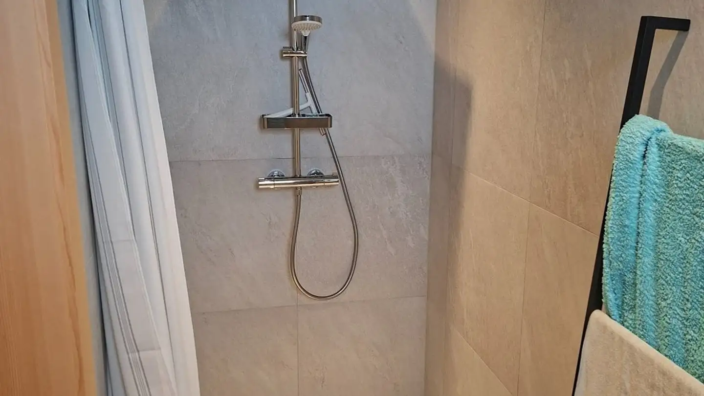 Single room for rent - Chemin En-Fossiaux 4, 1618 Châtel-St-Denis - Photo 4